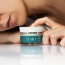 Clara - Crema Notte Viso Antimacchia Biologica con Acido Cogico ed Estratto di Curcuma - Schiarente e Rigenerante 50ml